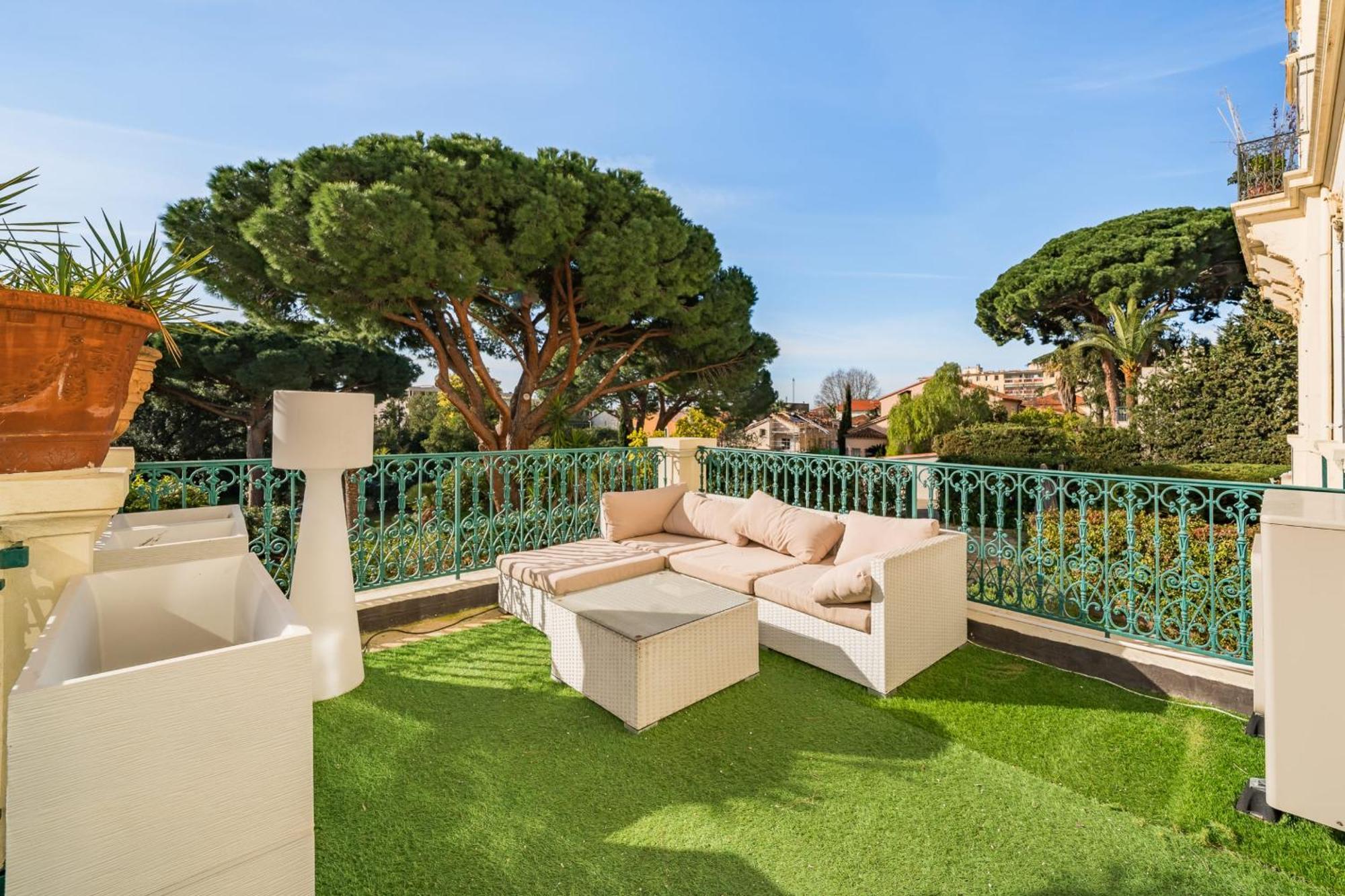 Apartamento Prestige Alexandre Iii Terrace 2bdr By B'your *